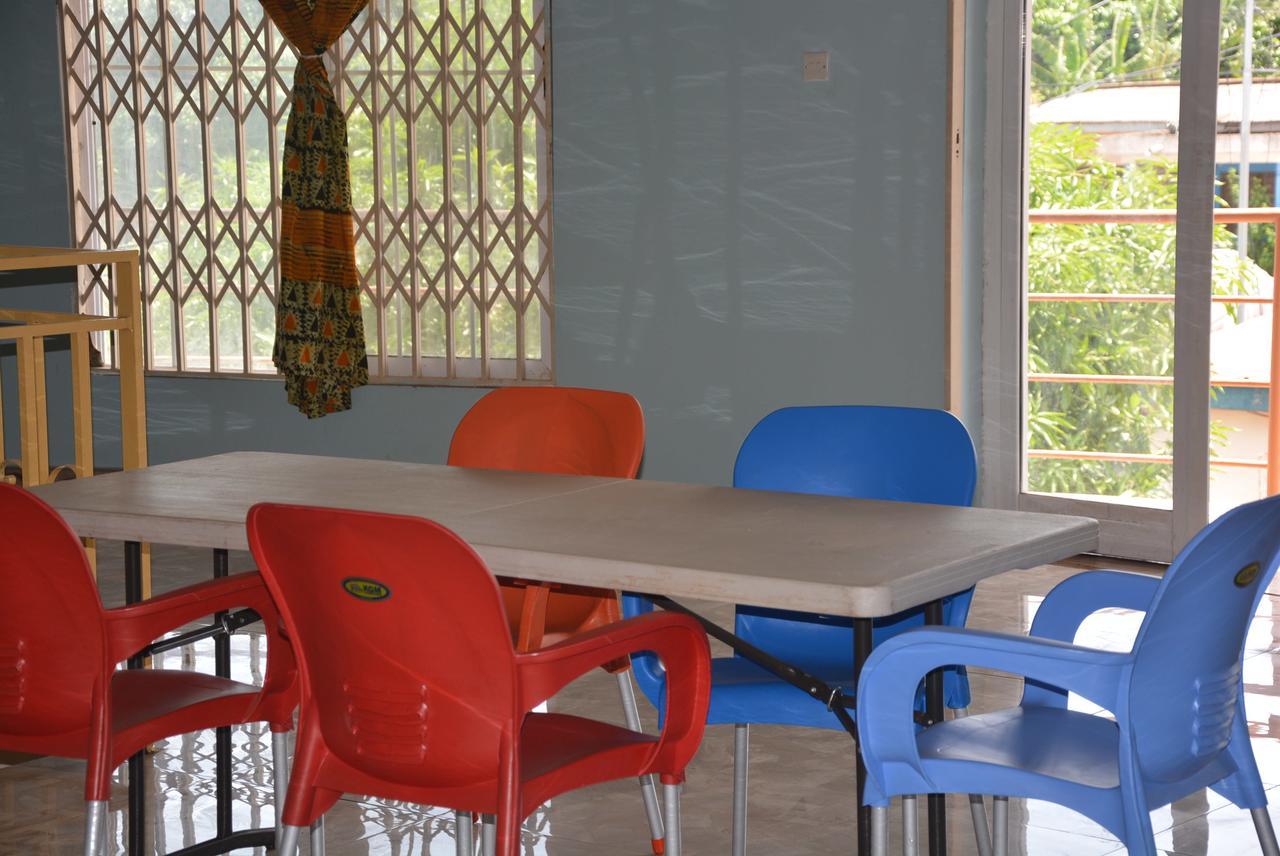 The Accra Backpackers Hostel Εξωτερικό φωτογραφία