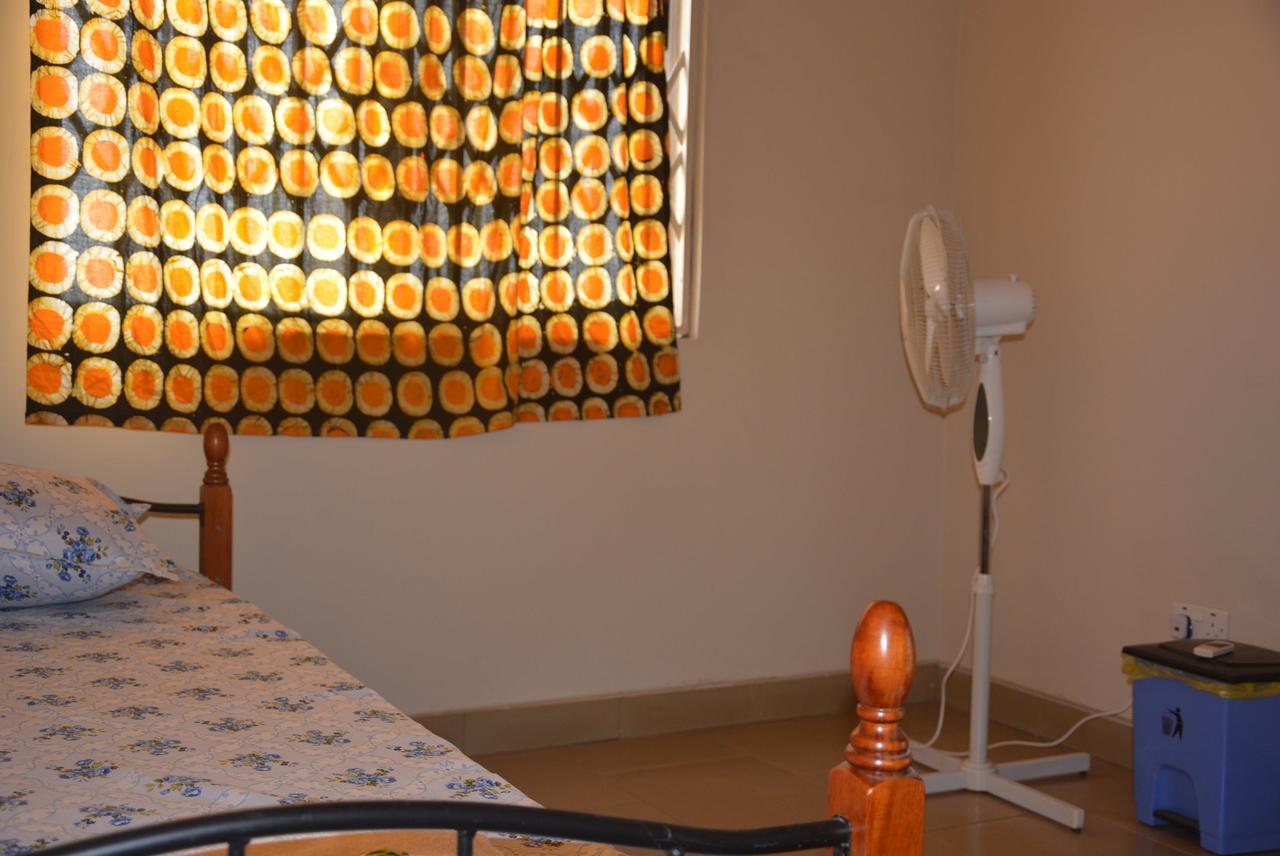 The Accra Backpackers Hostel Εξωτερικό φωτογραφία
